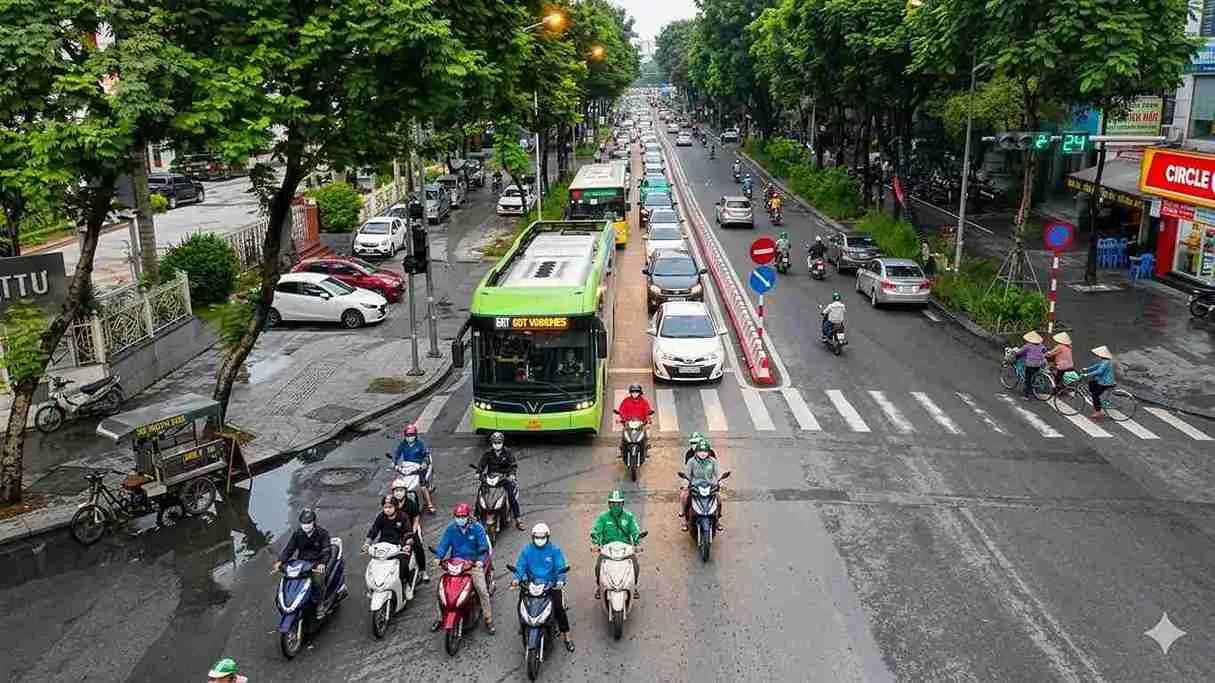 hanoi-residents-embrace-green-transport-alternatives-a-sustainable-urban-shift